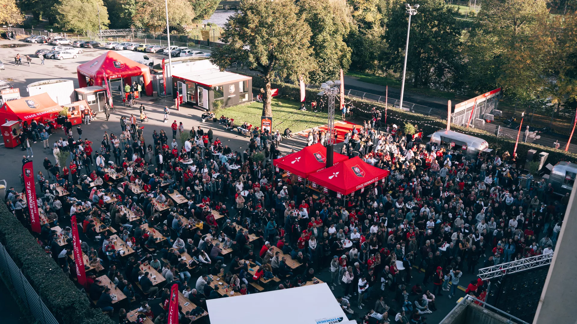 Season Ticket Holders' Day: a friendly get-together in the sunshine