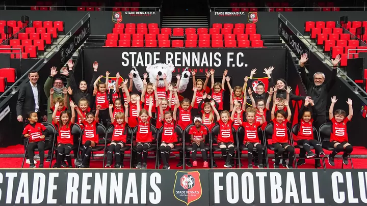 📰 L'EXPRESS | Première photo officielle pour la section féminine !